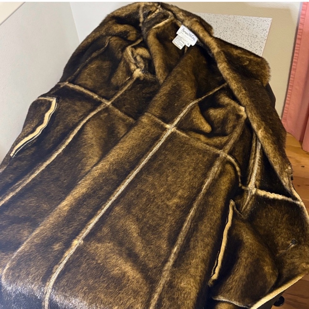 Long Black Coat with Brown Fur Trim - Picture 7 of 8